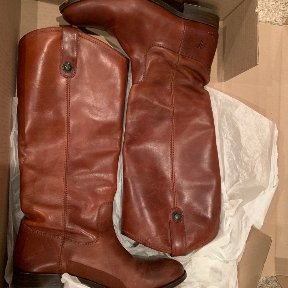 Frye Melissa Button Boot - Picture 2 of 6